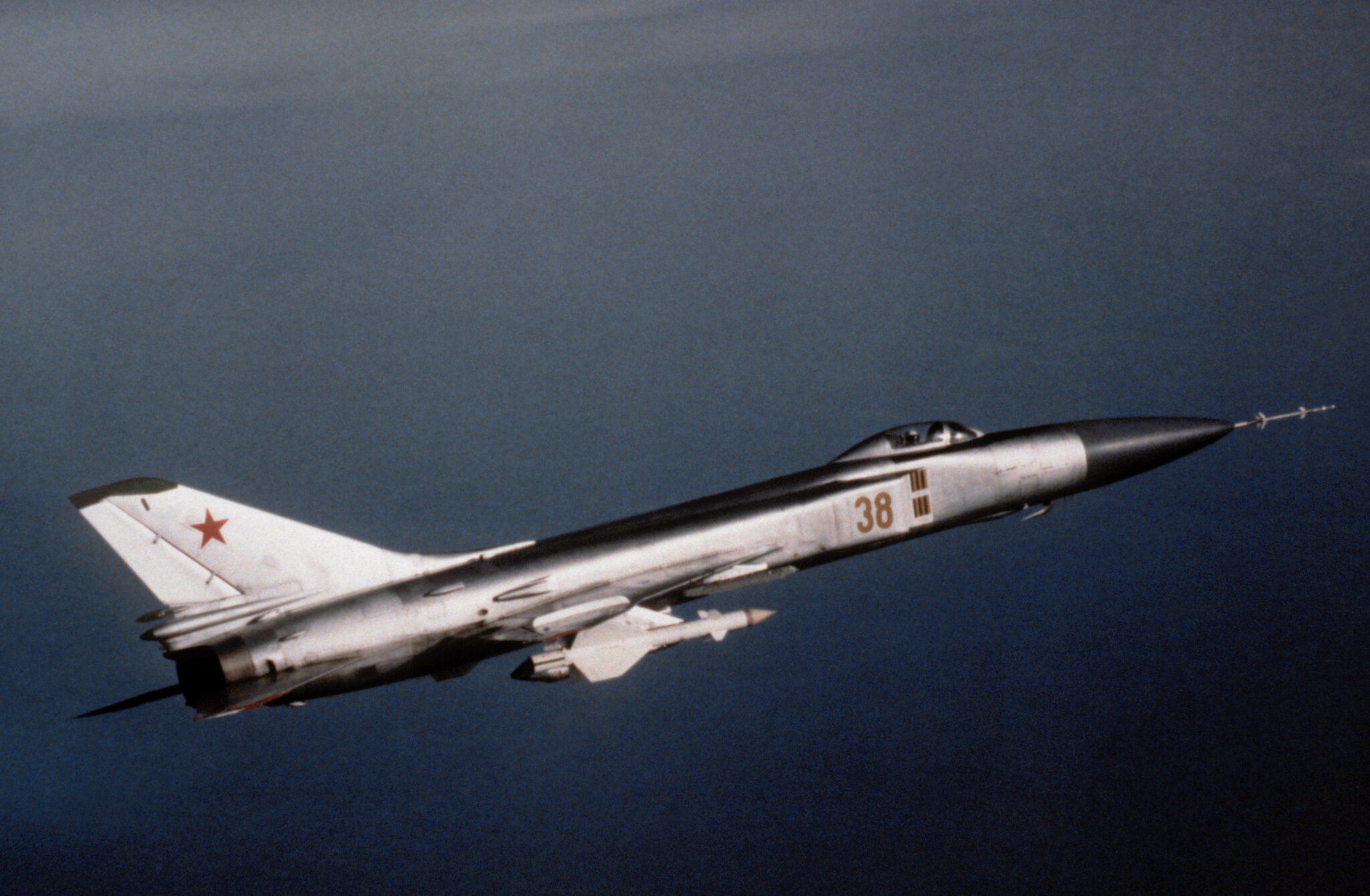 Tumansky R145 Sukhoi Su-15 Flagon - Specs, History & Facts | Fastest Planes