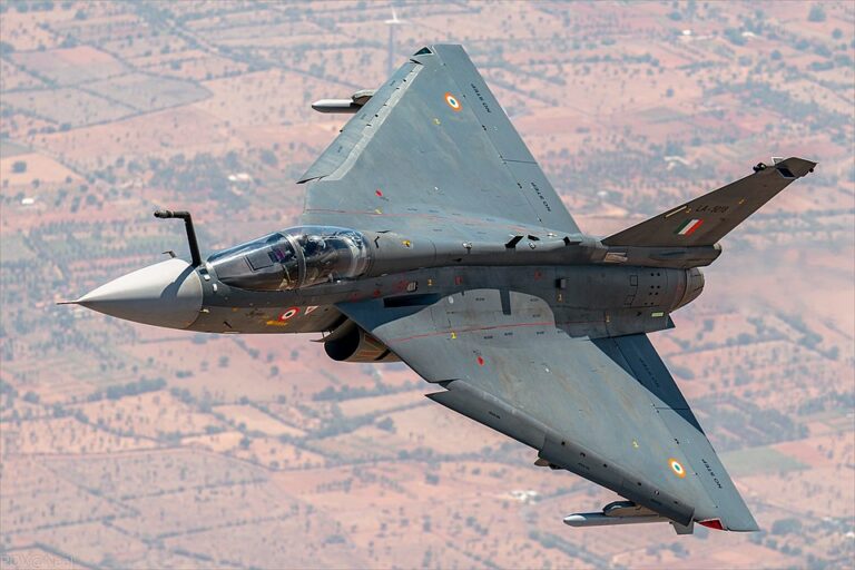HAL Tejas - Specs, History & Facts | Fastest Planes