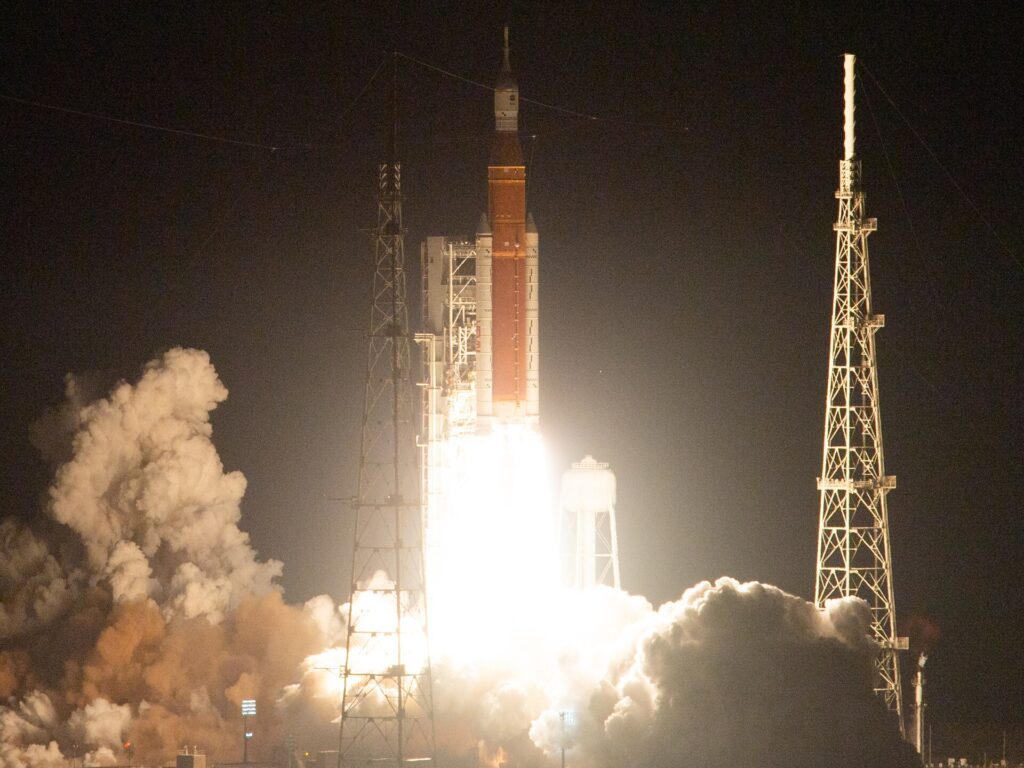 Space Launch System (SLS)